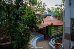 DEEPIKAS GARDEN RESIDENCE, Valparai